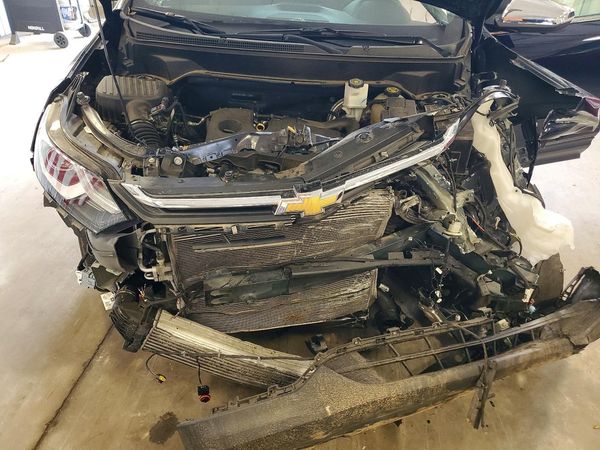 2021 CHEVROLET EQUINOX Premier (1LZ) — Engine bay