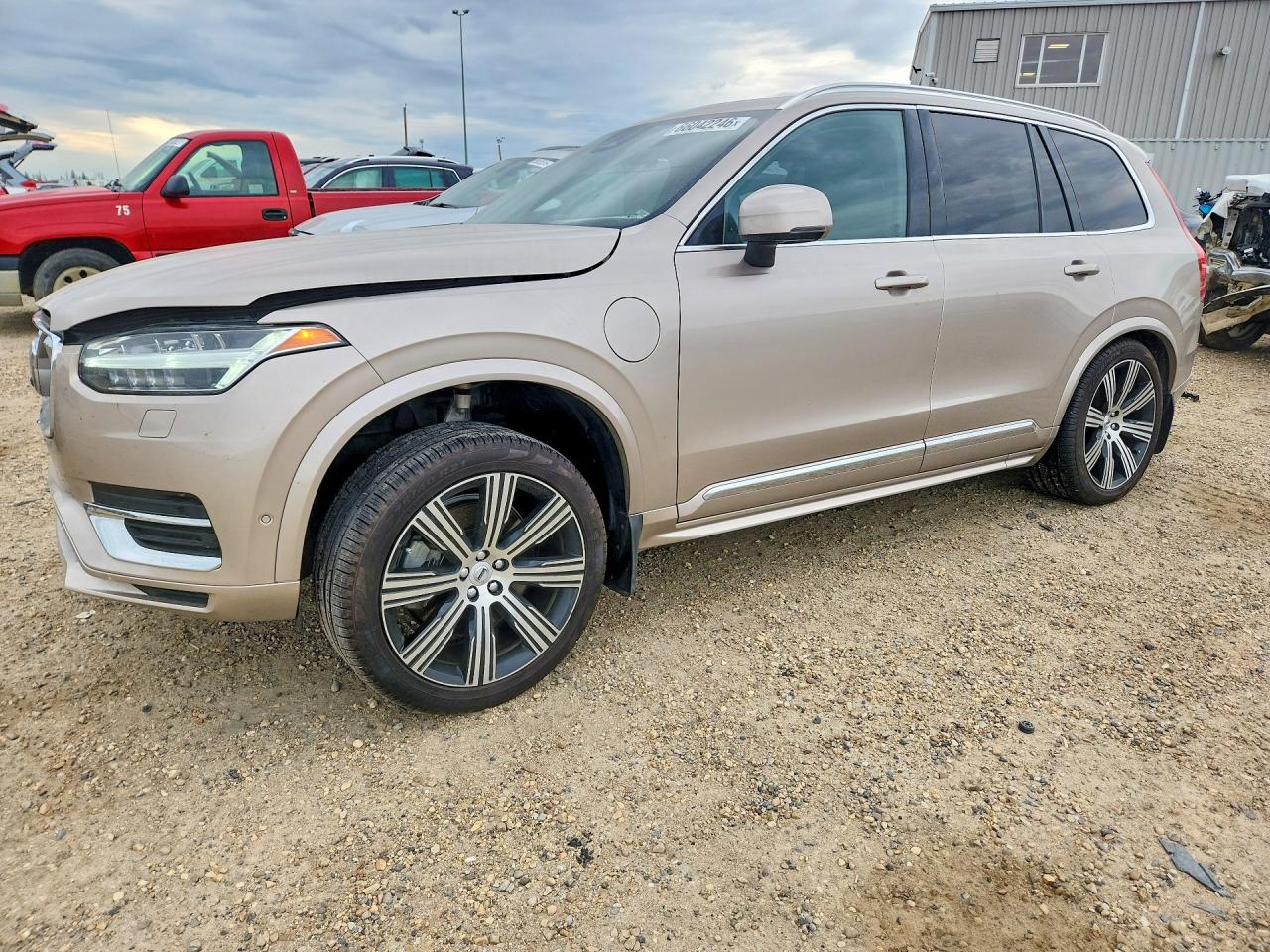 2025 VOLVO XC90