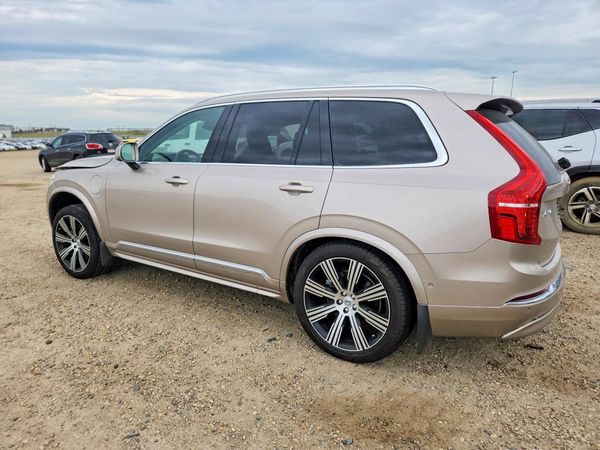 2025 VOLVO XC90