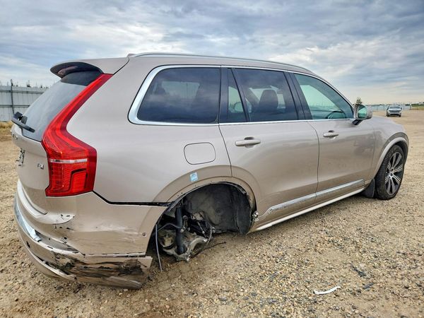 2025 VOLVO XC90