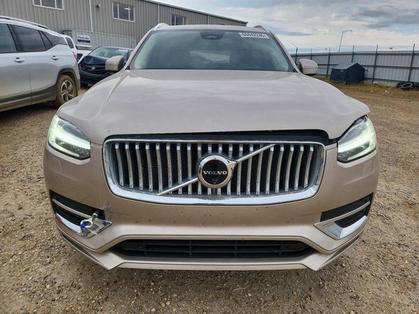 2025 VOLVO XC90