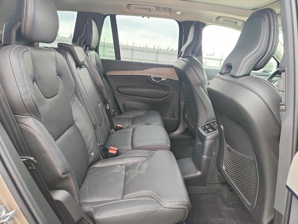 2025 VOLVO XC90