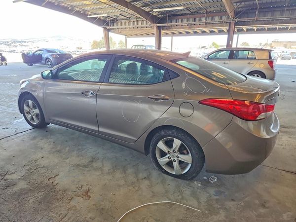 2012 HYUNDAI ELANTRA GLS(Middle grade)