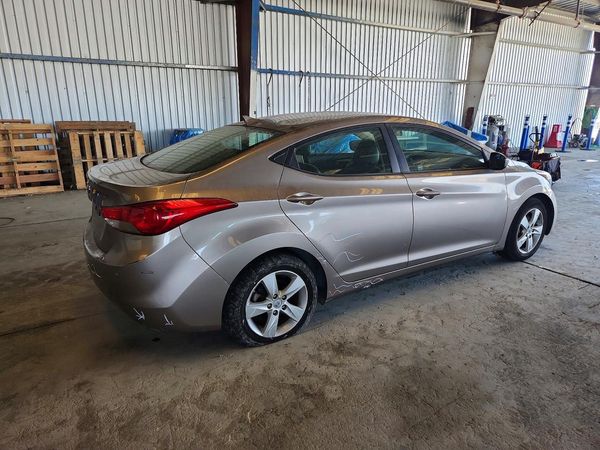2012 HYUNDAI ELANTRA GLS(Middle grade)