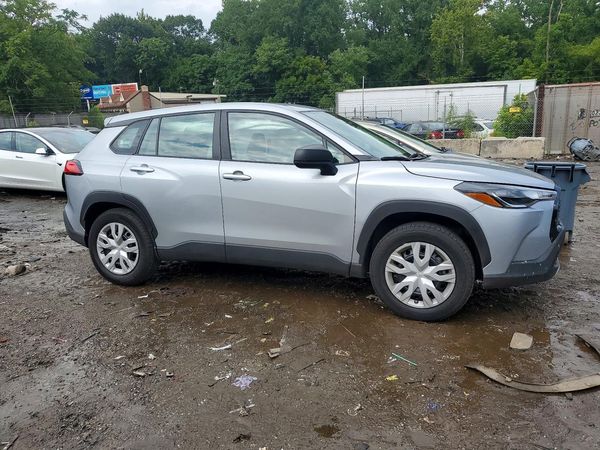 2024 TOYOTA COROLLA CROSS