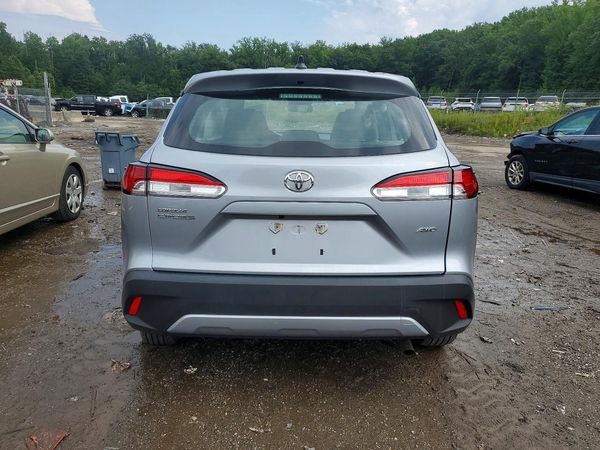 2024 TOYOTA COROLLA CROSS