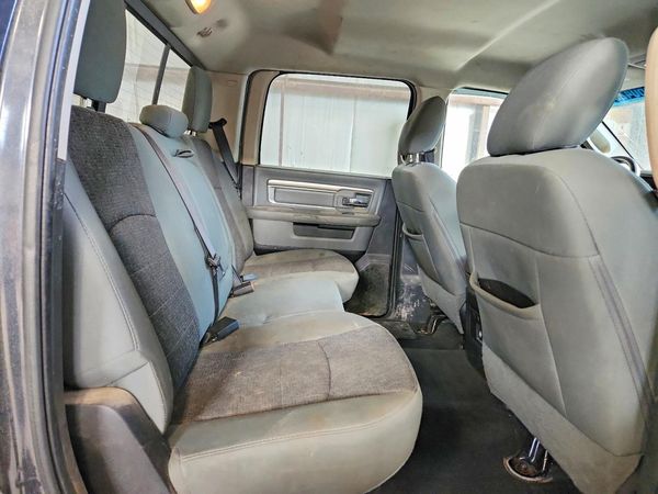 2017 RAM 1500 SLT