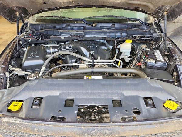 2017 RAM 1500 SLT