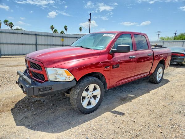 2015 RAM 1500 ST CREW CAB 4X4