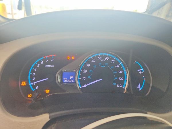 2013 TOYOTA SIENNA