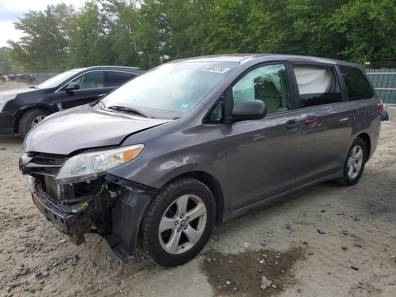 2019 TOYOTA SIENNA L