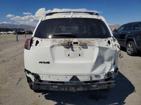 2016 TOYOTA RAV4 LE (X Grade)