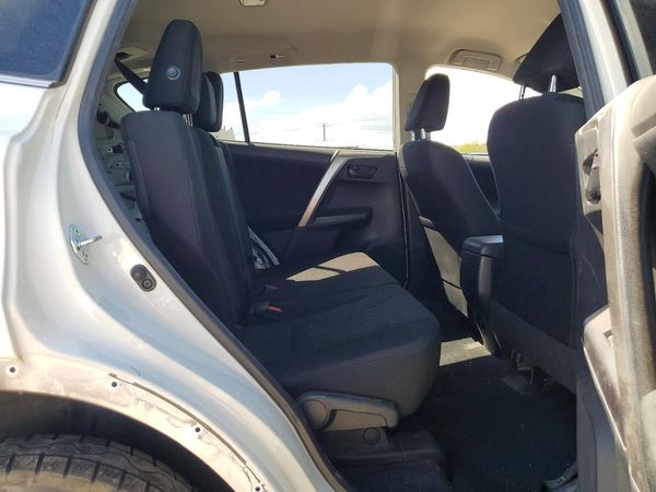 2016 TOYOTA RAV4 LE (X Grade)