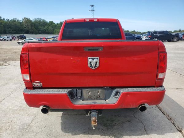 2015 RAM 1500 ST