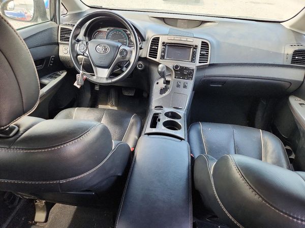 2013 TOYOTA VENZA