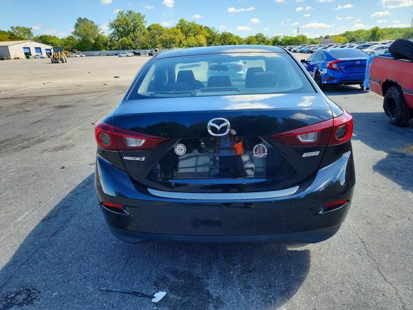 2016 MAZDA 3