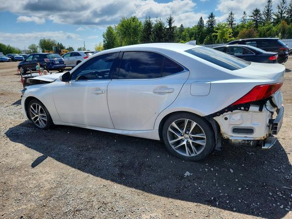 2017 LEXUS IS 200t