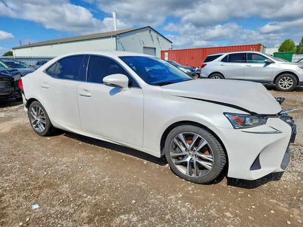 2017 LEXUS IS 200t