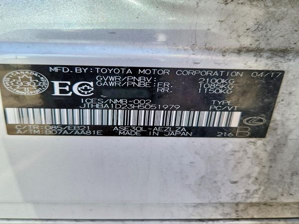 2017 LEXUS IS 200t