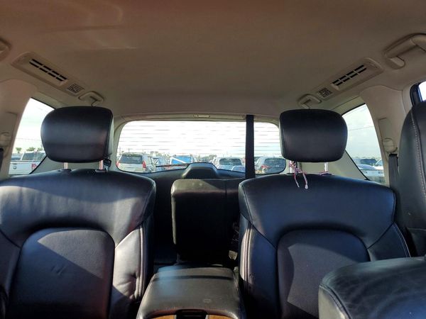 2016 INFINITI QX80