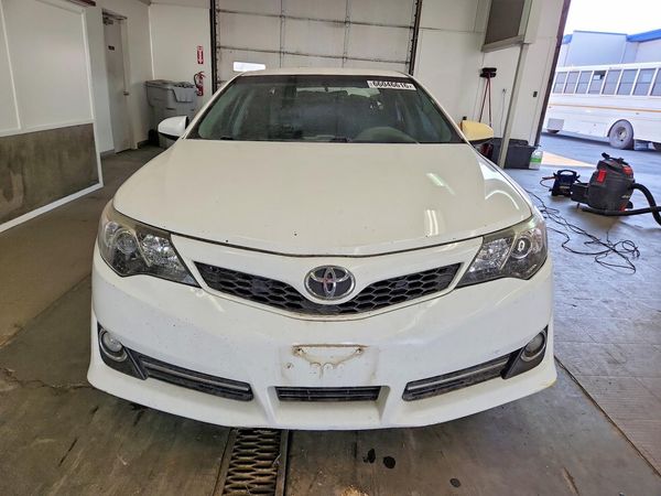 2013 TOYOTA CAMRY
