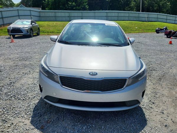2018 KIA FORTE LX Base