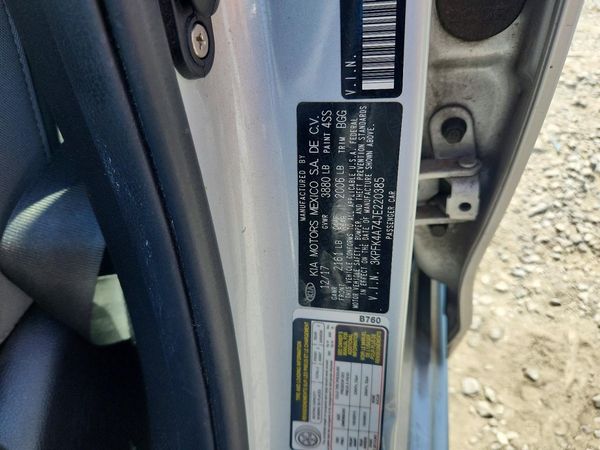 2018 KIA FORTE LX Base