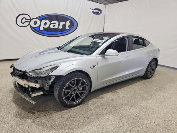 2018 TESLA MODEL 3