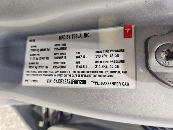 2018 TESLA MODEL 3