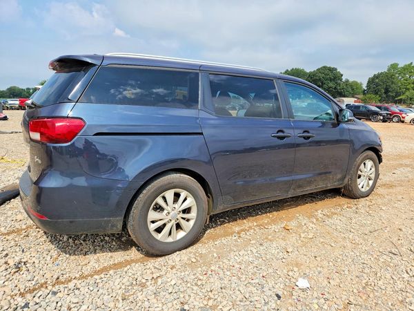 2016 KIA SEDONA LX - Middle-low