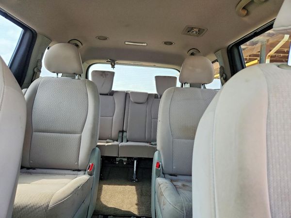 2016 KIA SEDONA LX - Middle-low