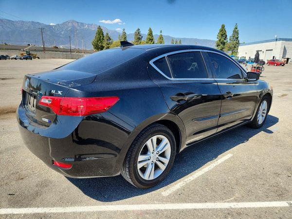 2013 ACURA ILX Hybrid TECH