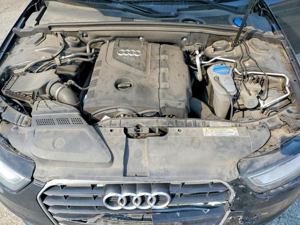 2015 AUDI A4 quattro Premium Plus