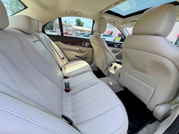 2017 MERCEDES-BENZ E E300-4M