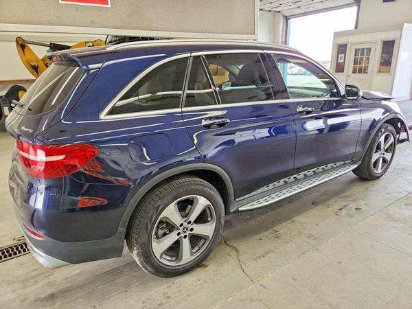 2019 MERCEDES-BENZ GLC