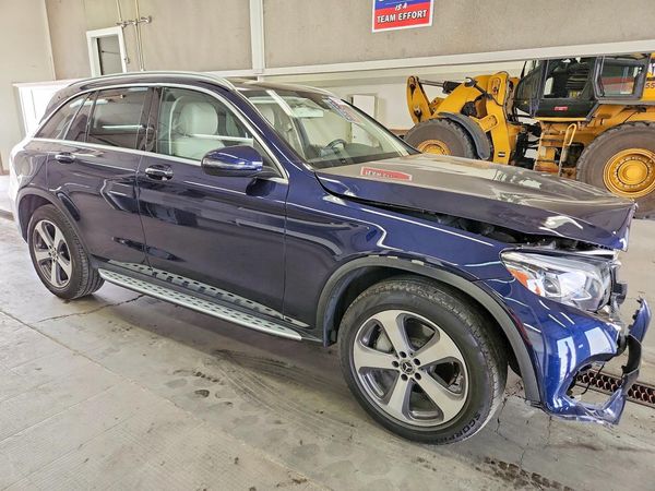 2019 MERCEDES-BENZ GLC