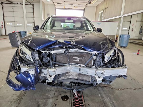 2019 MERCEDES-BENZ GLC