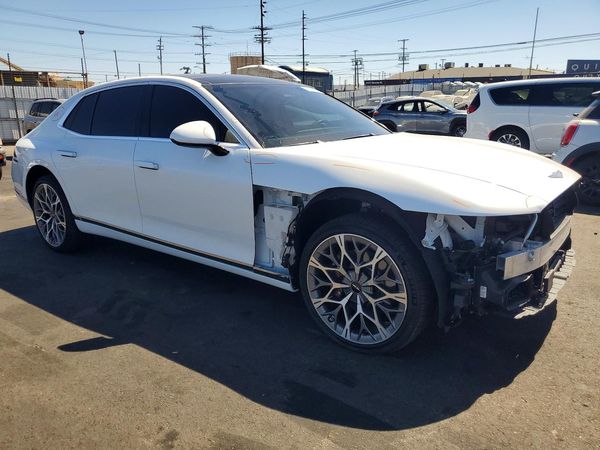 2025 GENESIS G90