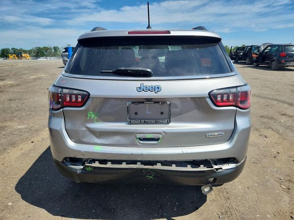 2018 JEEP COMPASS LATITUDE 4X2