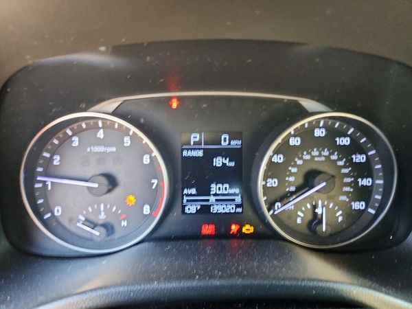 2017 HYUNDAI ELANTRA — ODOM
