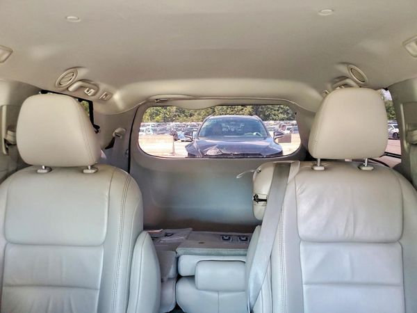 2016 TOYOTA SIENNA
