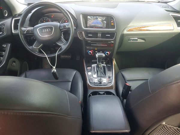 2017 AUDI Q5 quattro Premium Plus