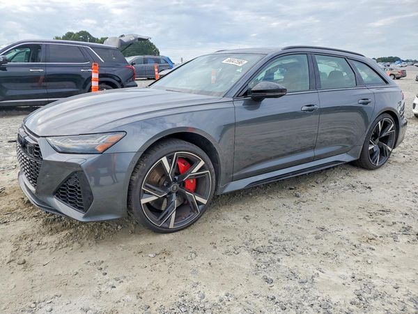 2023 AUDI RS6 quattro