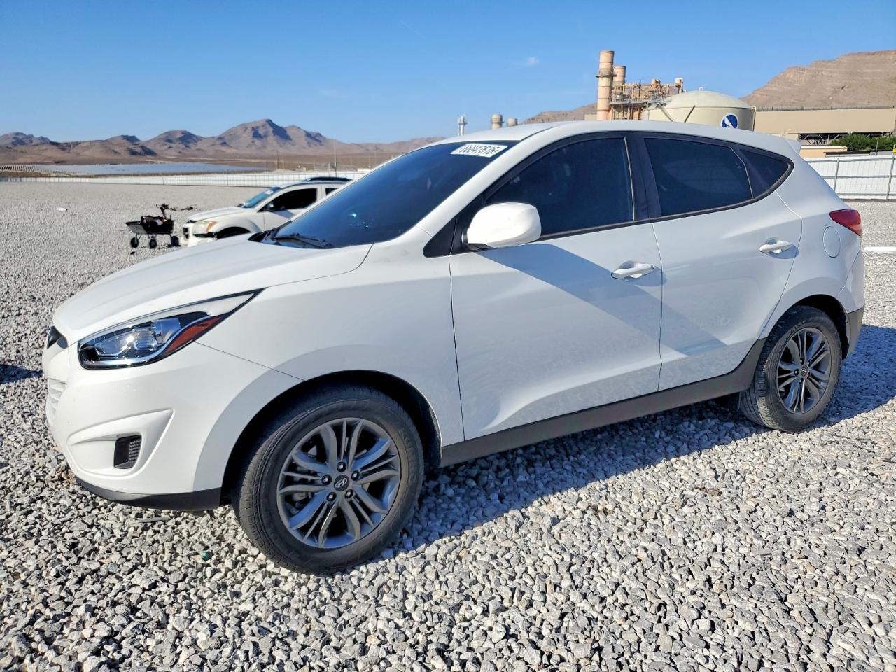 2015 HYUNDAI TUCSON GL (Middle-Low)