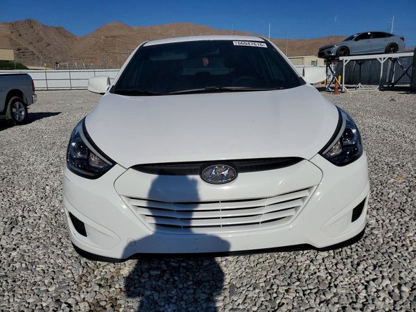 2015 HYUNDAI TUCSON GL (Middle-Low)