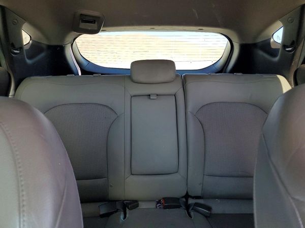 2015 HYUNDAI TUCSON GL (Middle-Low)