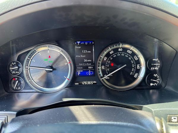 2018 LEXUS LX 570