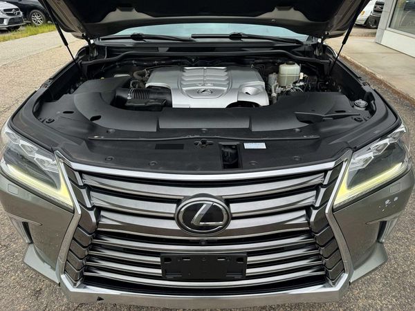 2018 LEXUS LX 570