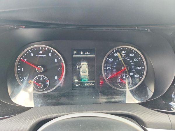 2022 KIA K5