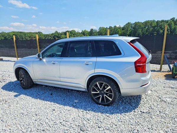 2022 VOLVO XC90 Momentum (excl S60)
